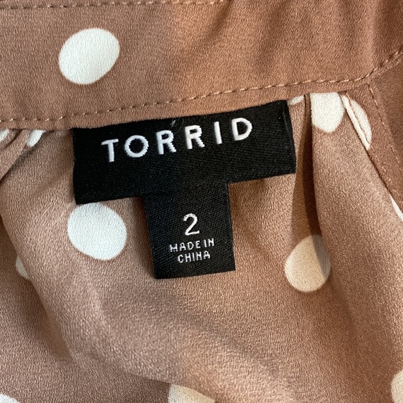 Torrid Polka Dot Sleeveless Blouse - Picture 6 of 7